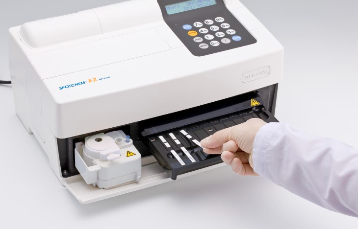 Автоматический биохимический анализатор SpotChemSP-4430